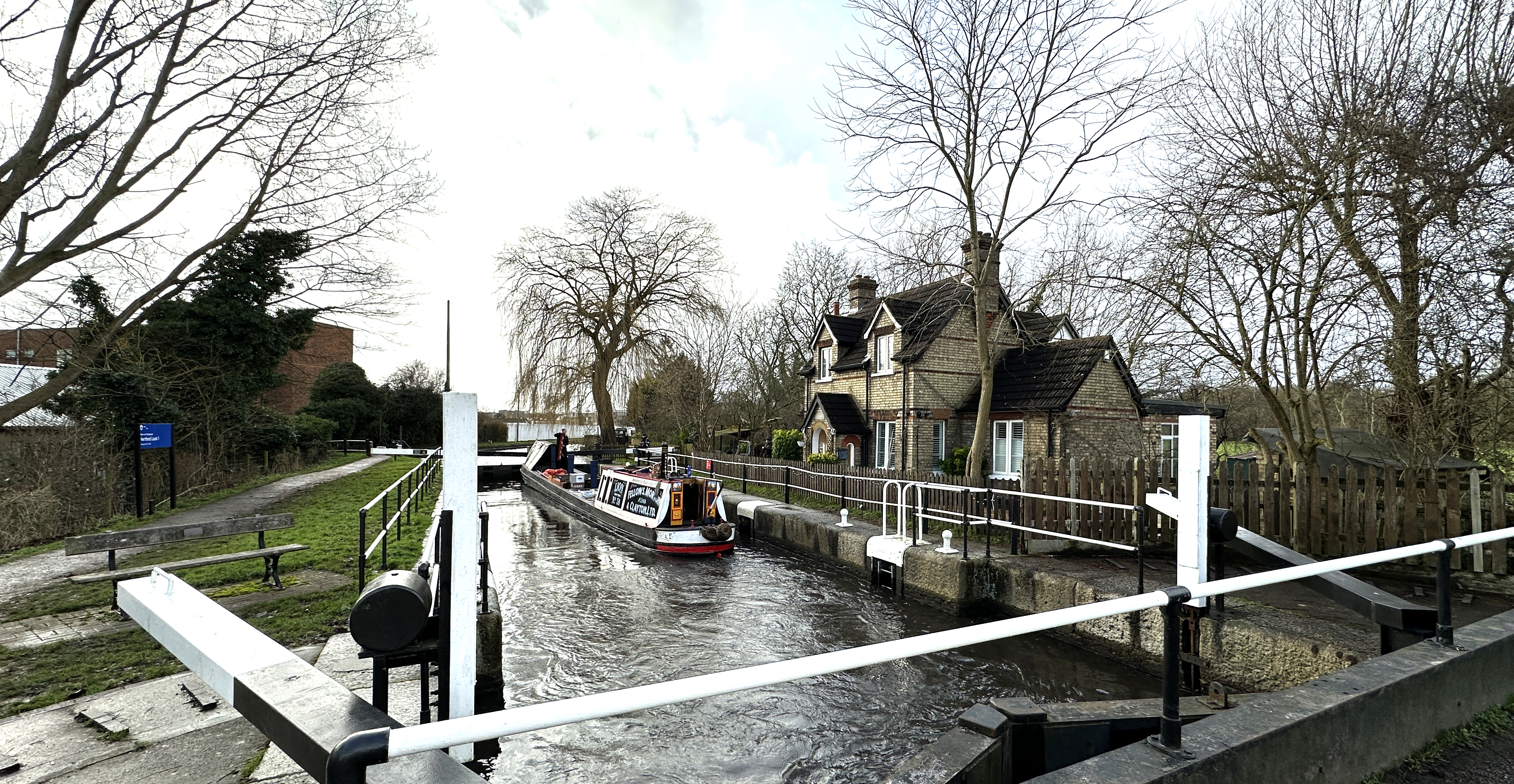 Hertford Lock (No!)
