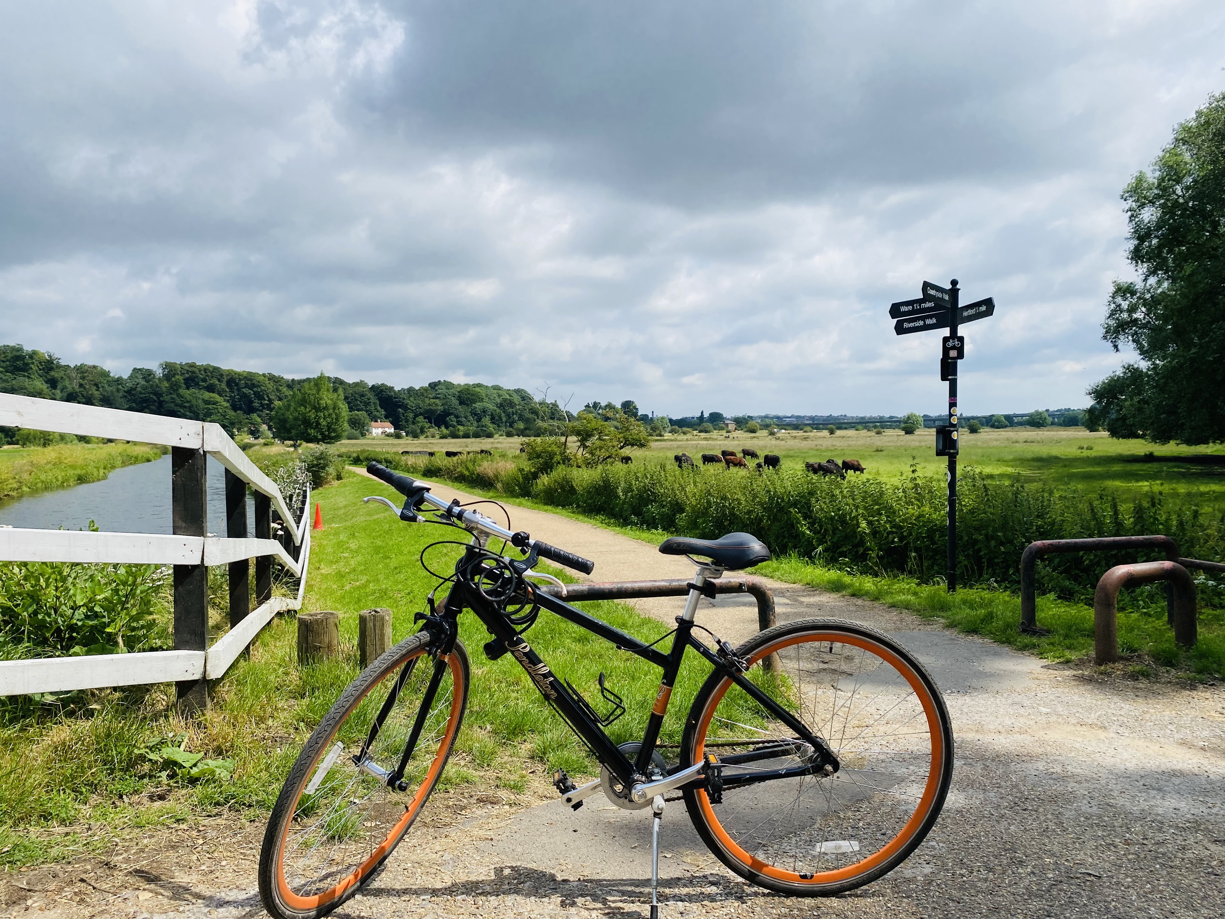 Hartham Lock and Bike